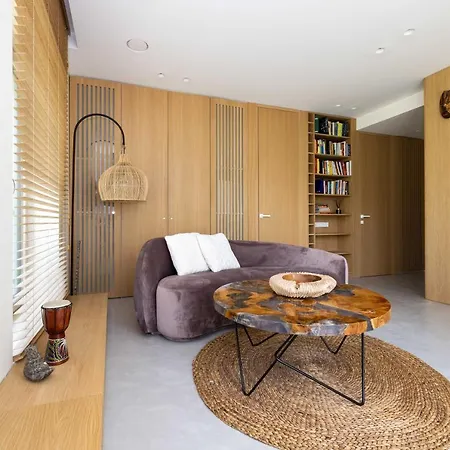 River View Apt W/balcony @ Paupys, By Cohost * Vilnius