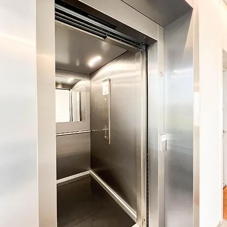 Apartamento River View Apt W/balcony @ Paupys, By Cohost *